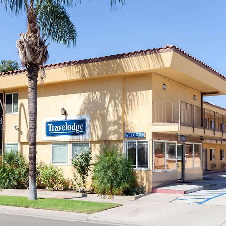 Travelodge By Wyndham Brea Kültér fotó